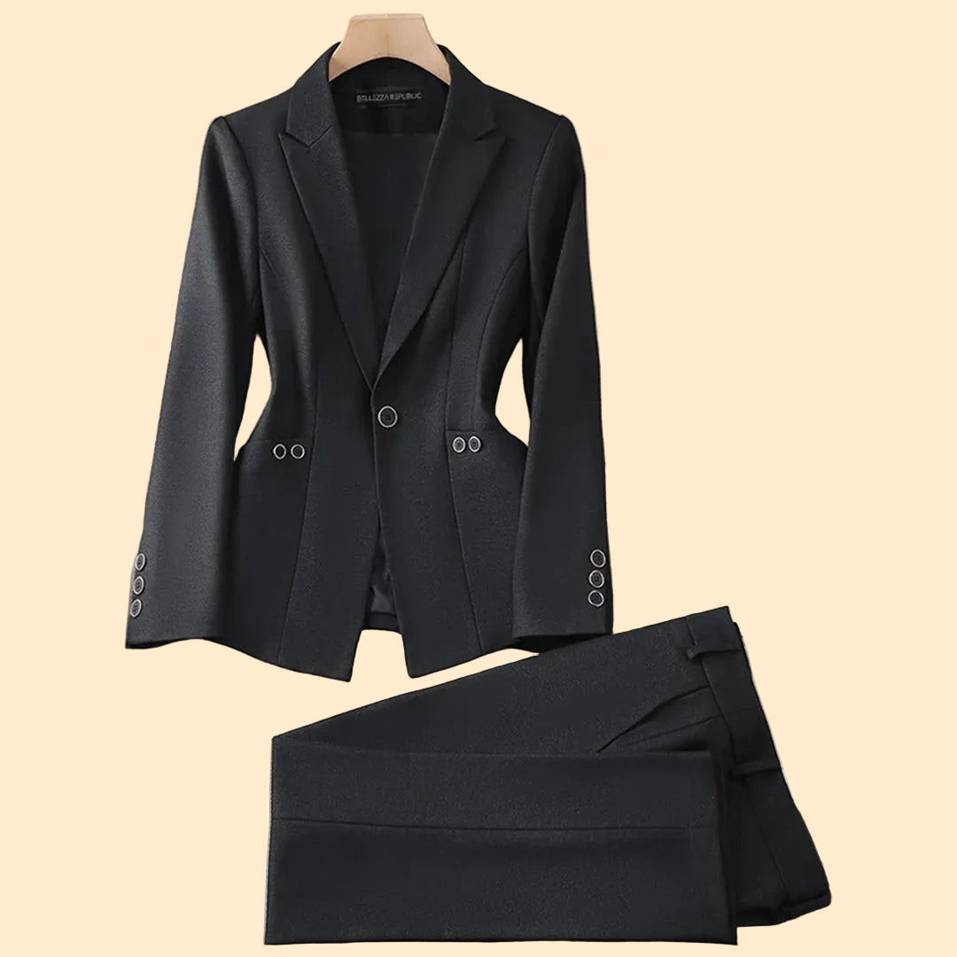 Elegant blazer and trouser set