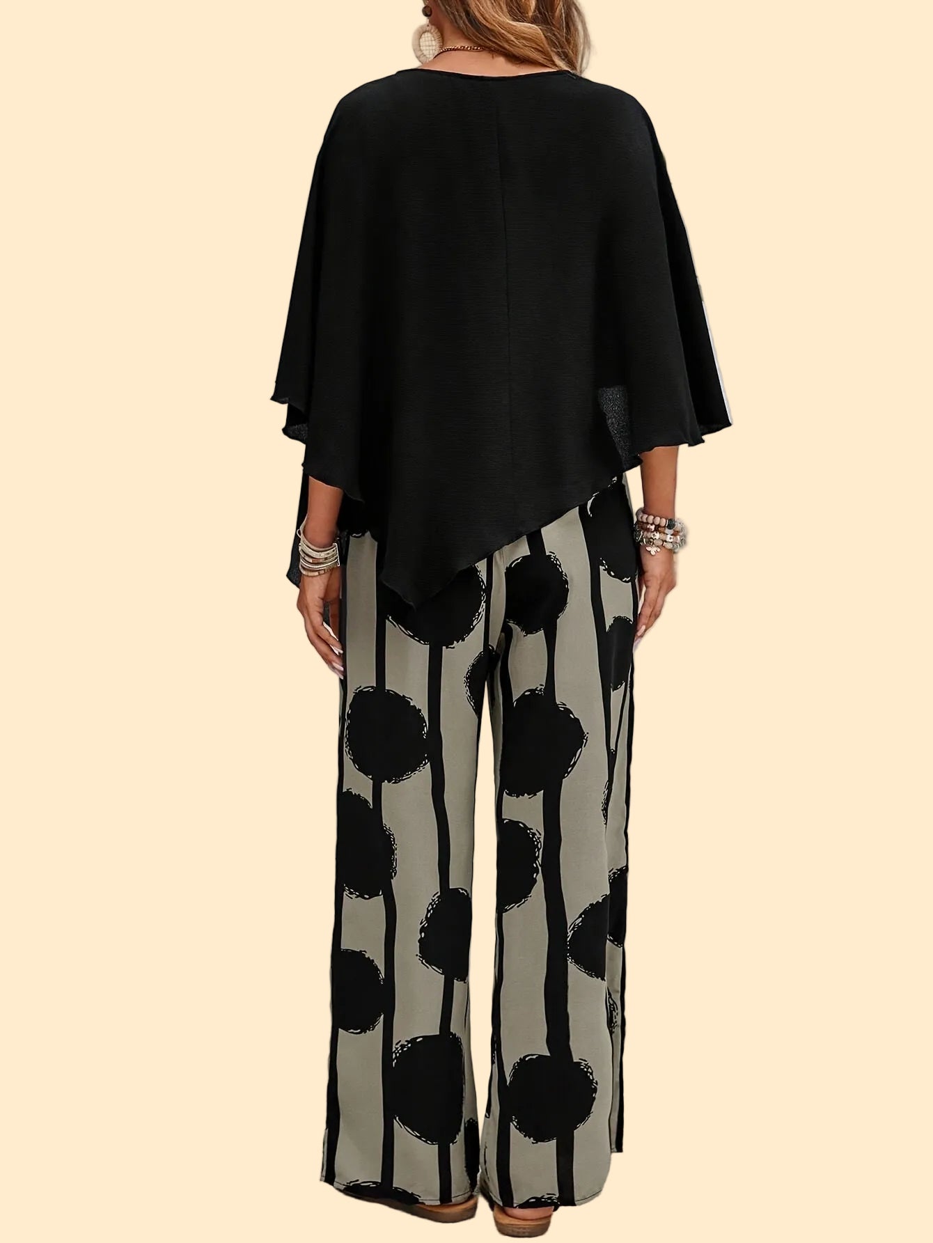 Elegante Set met Wijde Broek en Flow Top