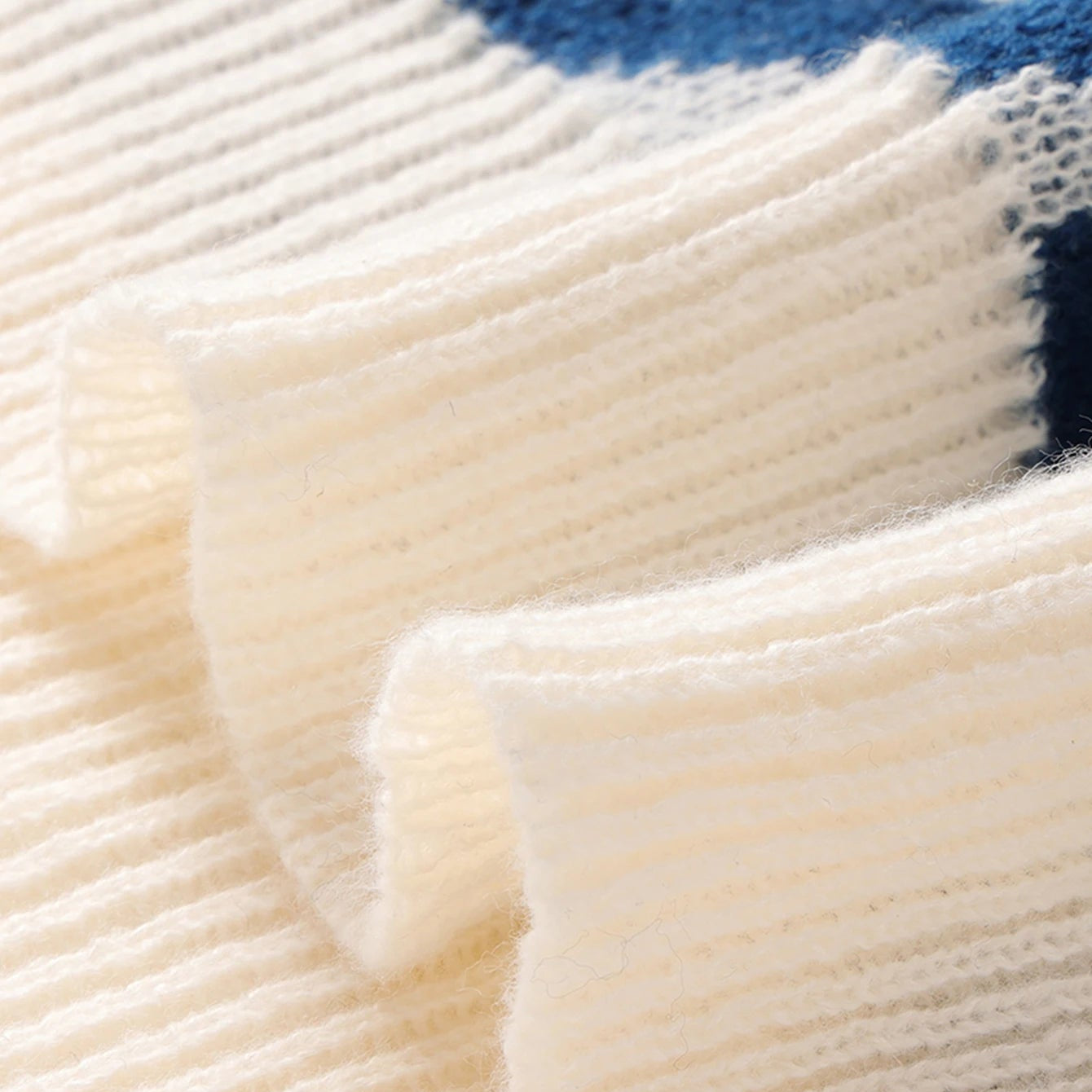 Hypno Pattern Sweater