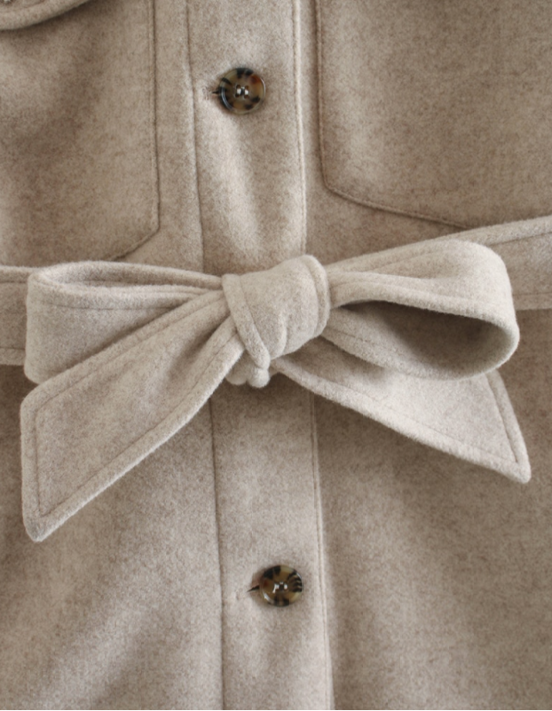 **Elegant Women's Warm Button-Up Coat**